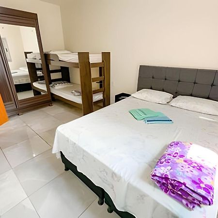 104 - Apartamento Completo Para Ate 7 Hospedes Patos de Minas Buitenkant foto